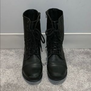 Steve Madden | Troopia Combat Boots